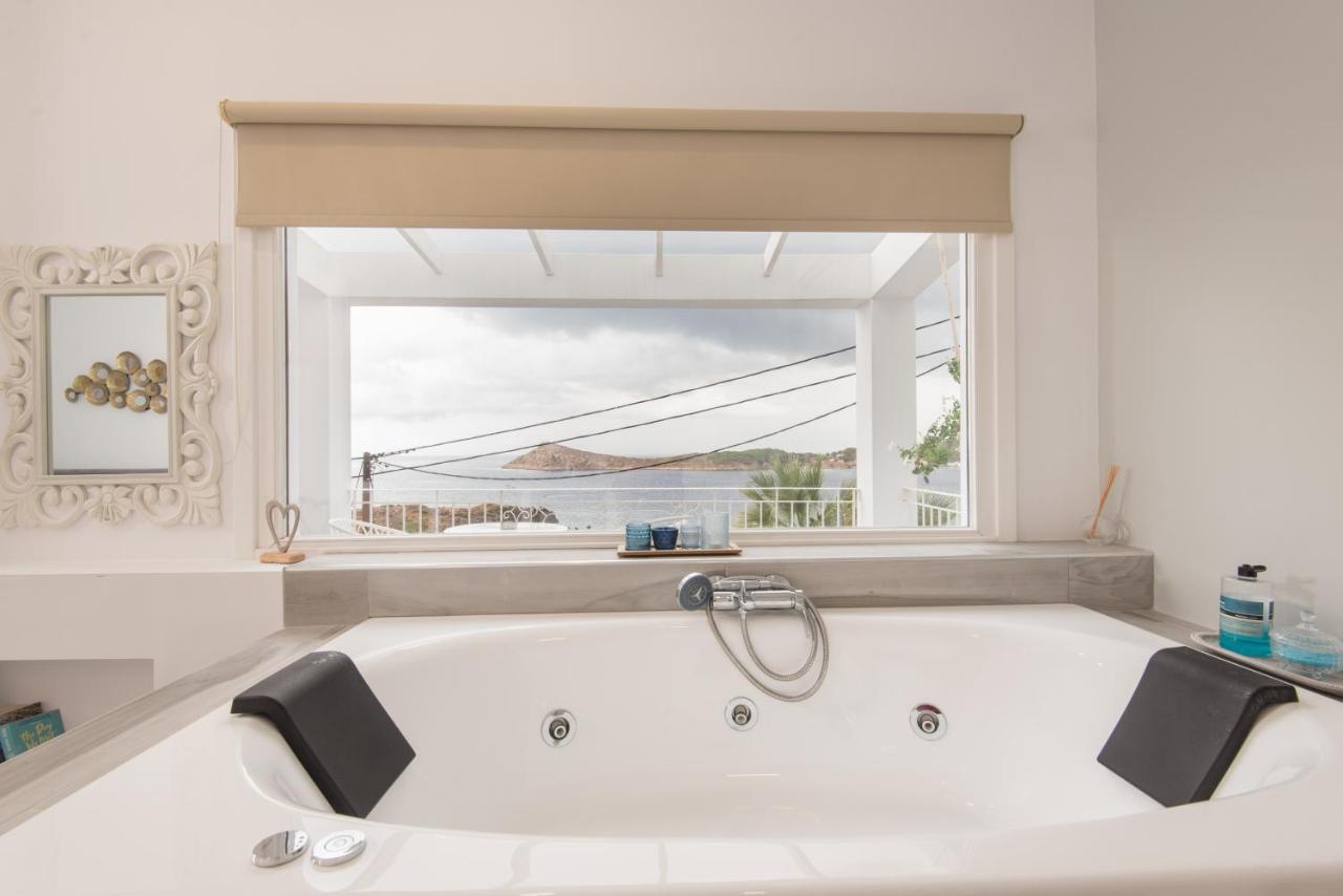 Hyperion Hotel Myrties Екстериор снимка
