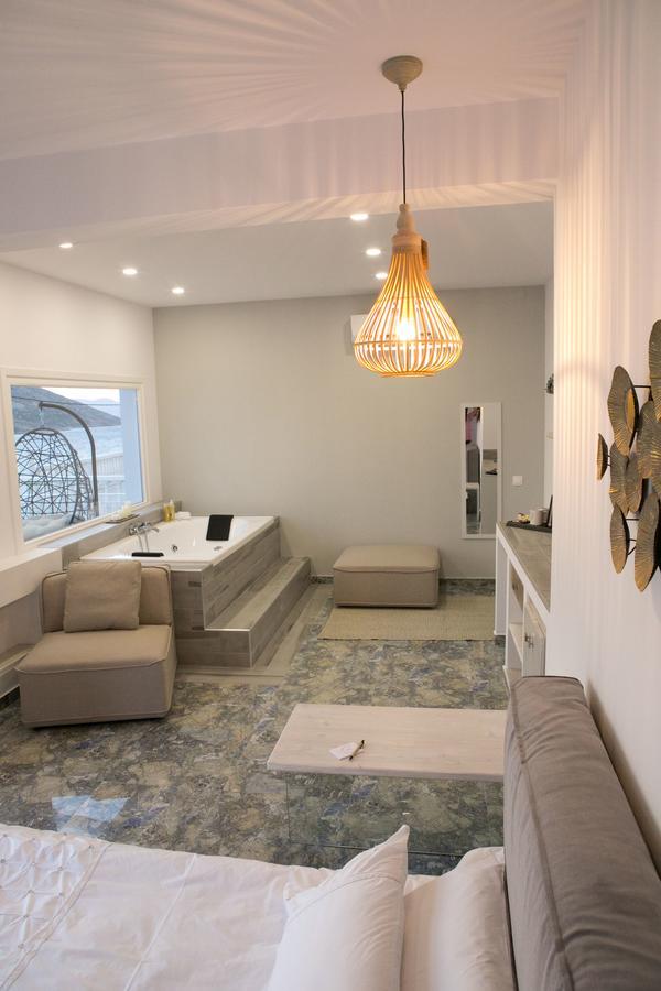 Hyperion Hotel Myrties Екстериор снимка