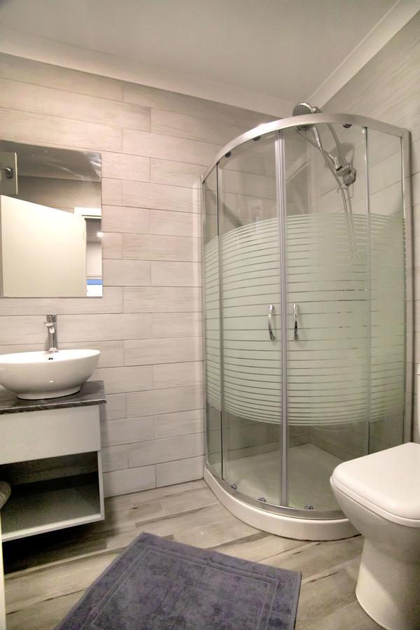 Hyperion Hotel Myrties Екстериор снимка